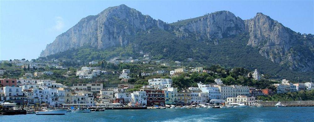 Capri Inn Bagian luar foto
