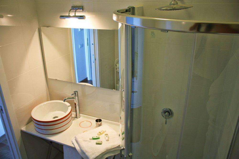 Capri Inn Bagian luar foto