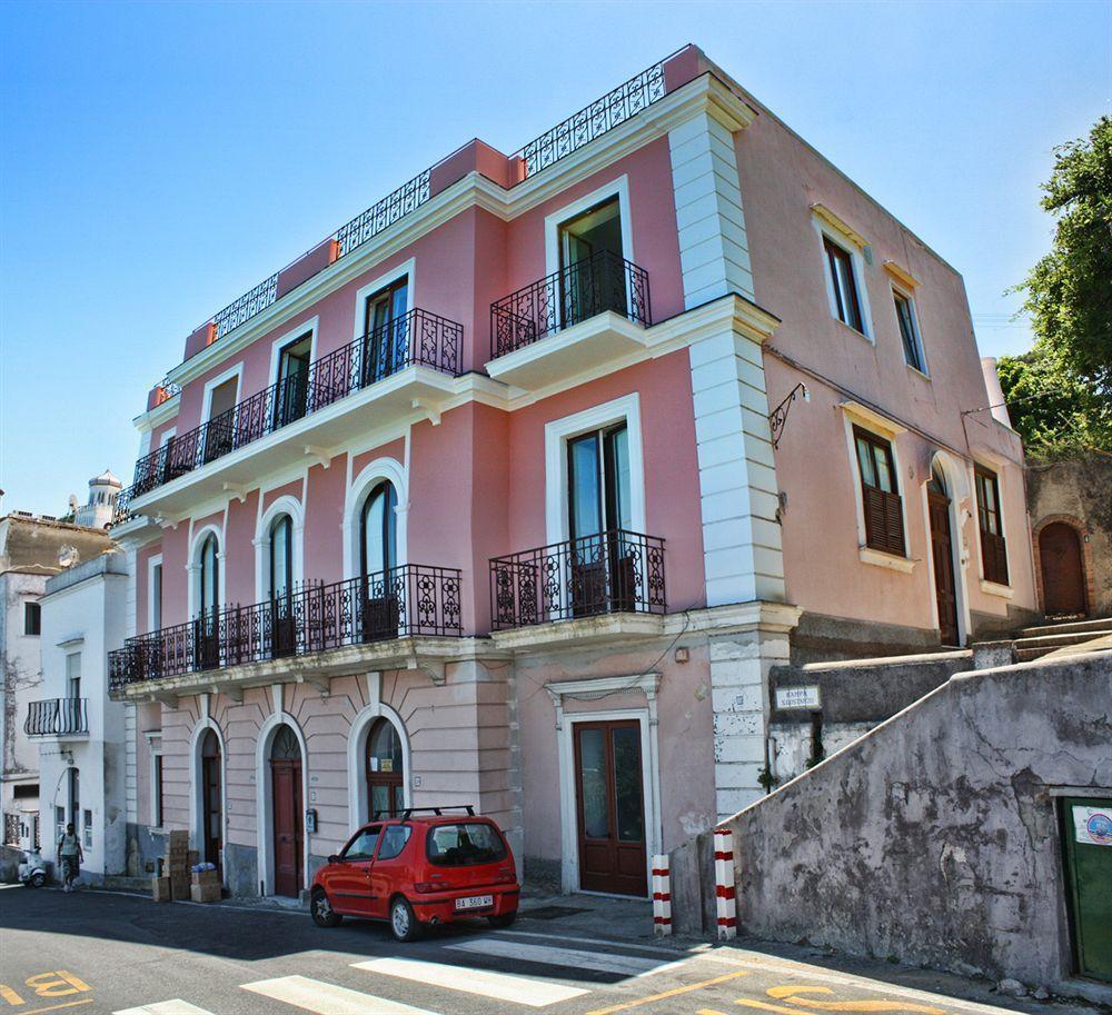 Capri Inn Bagian luar foto